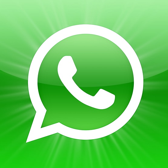 WhatsApp testuje przekazywanie statusu do Facebooka oraz innych aplikacji