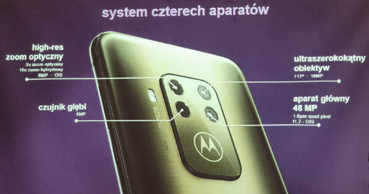 Motorola One Zoom z poczwórnym aparatem 48 M
