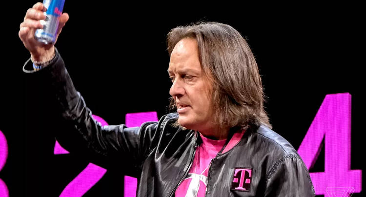 Zmiana w amerykańskim T-Mobile: „rockmana” Johna Legere zastąpi jako CEO Mike Sievert