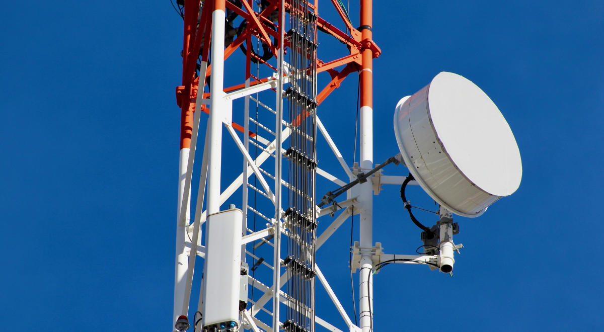 „PGR telekomunikacyjny” i inne pomysły w ustawie o KSC opóźniają budowę 5G oraz rozwój usług telekomów