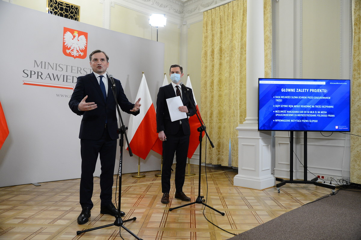 Projekt ustawy o ochronie wolności słowa na portalach społecznościowych