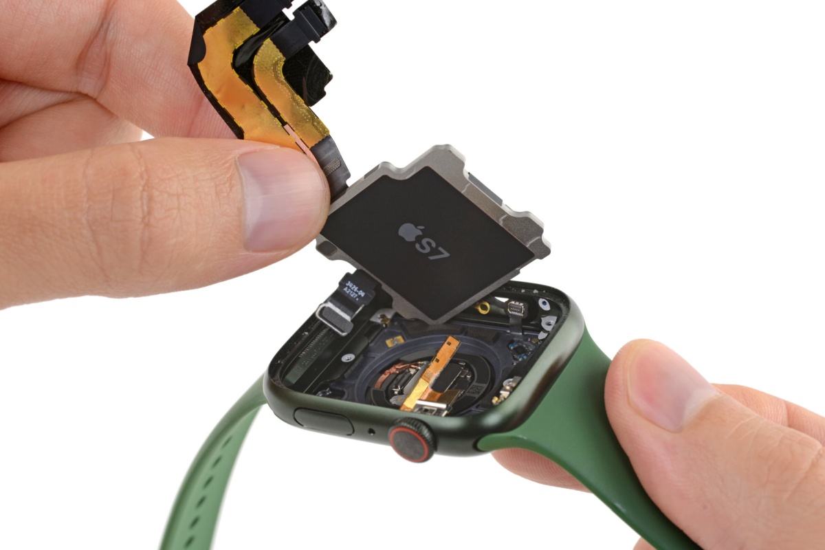 Apple Watch Series 7 teardown iFixit