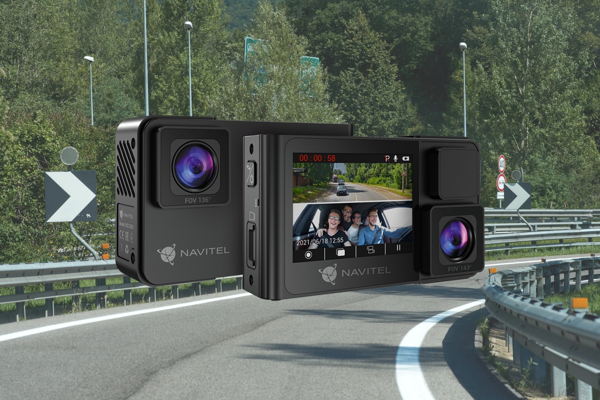 Navitel RS2 Duo: porque dos cámaras son mejores que una