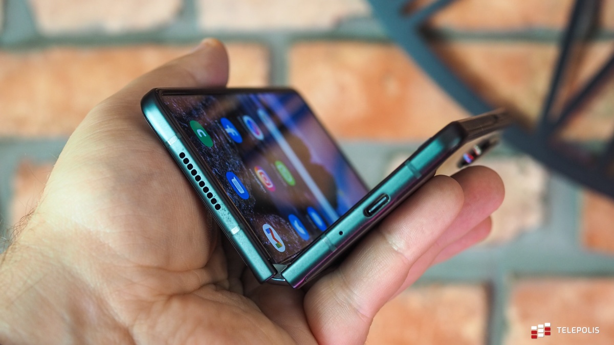 Samsung nowy patent podwójnie składany smartfon