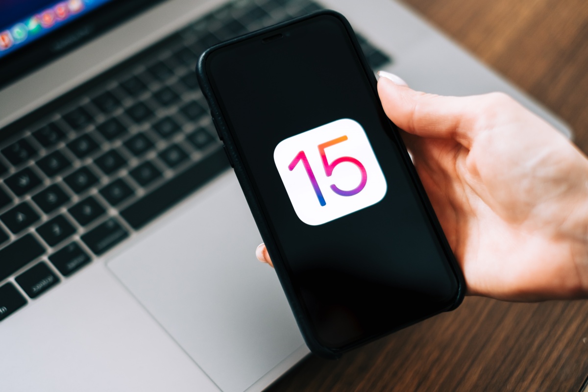 Apple iOS 15.2.1 aktualizacja