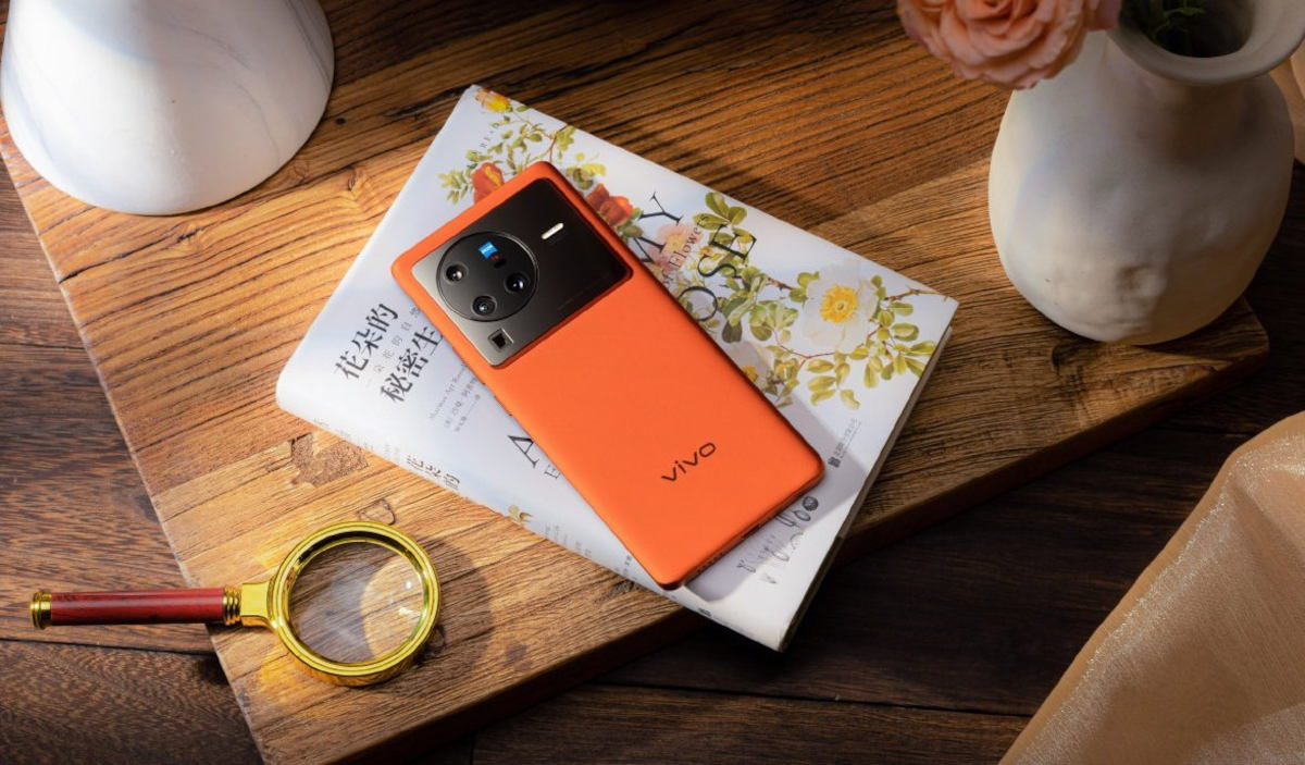 Seria Vivo X80 debiutuje w Chinach.