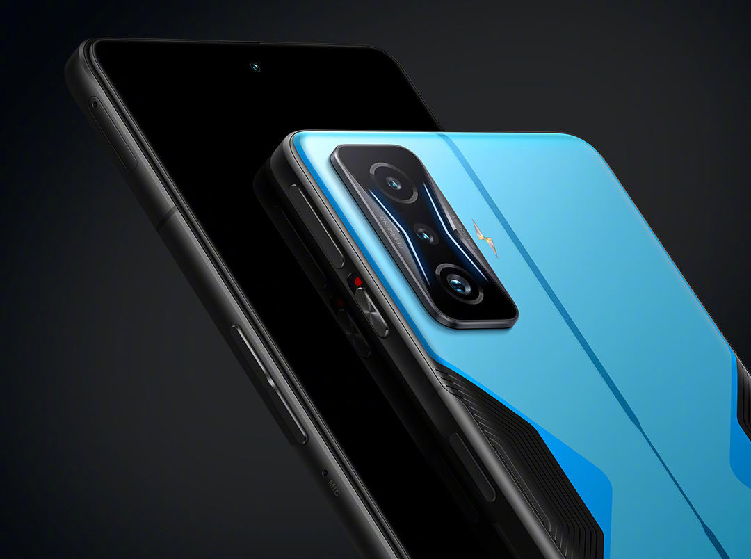 POCO F4 GT