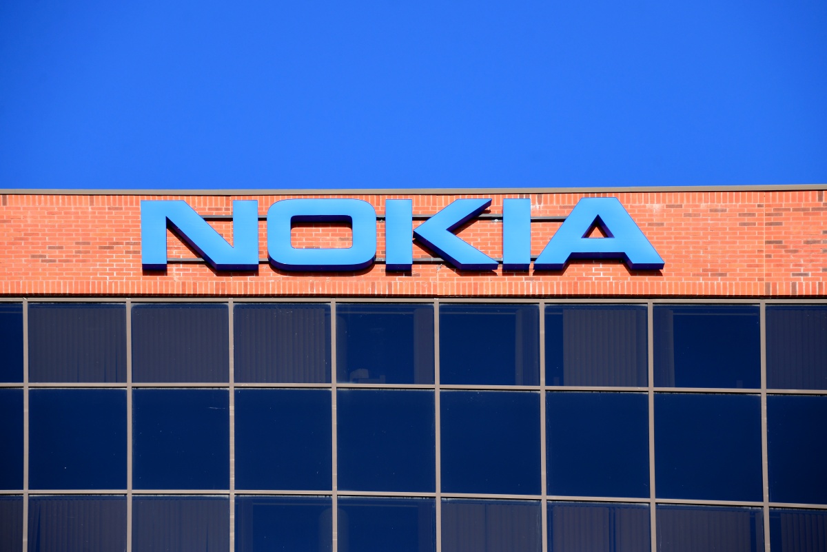 Nokia i Elisa rekord szybkości 5G wysyłanie danych