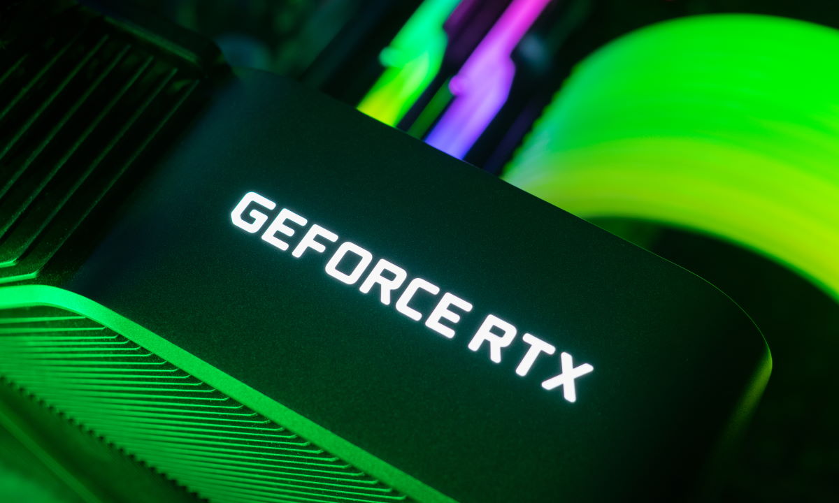 NVIDIA celowo opóźnia premierę kart GeForce RTX 40?