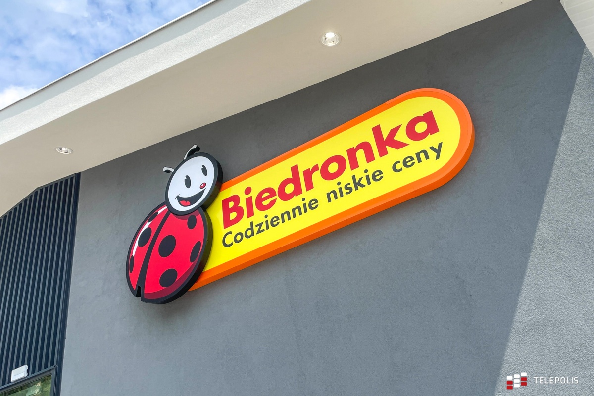 Biedronka kusi tanią elektroniką. To może być hit
