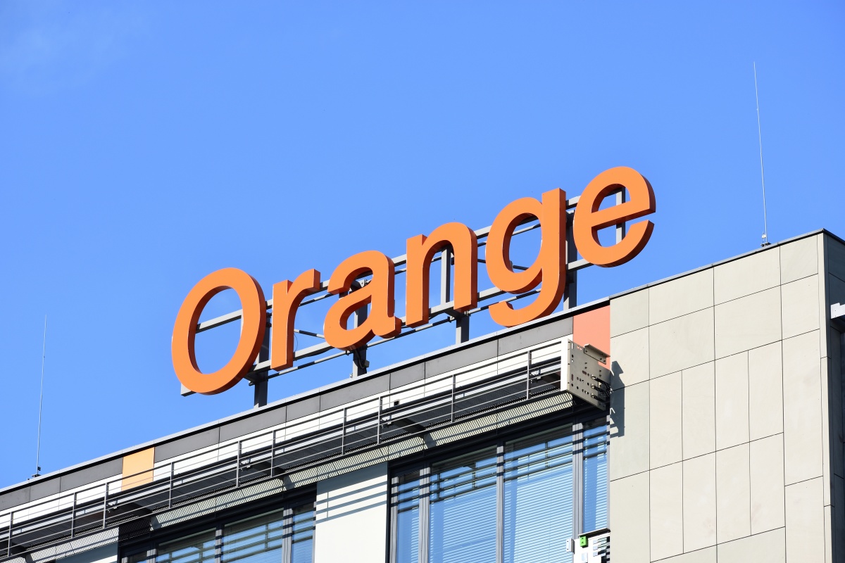 Orange światłowód zmiany w ofercie dla operatorów
