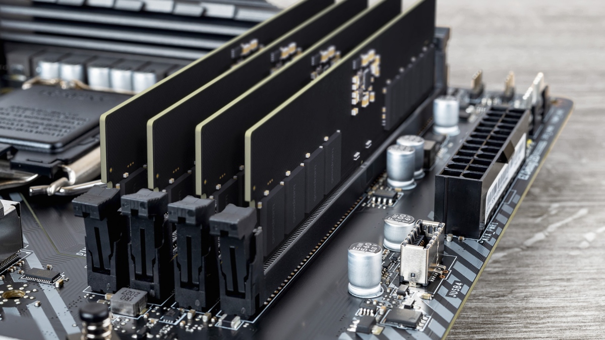 Polacy wchodzą na rynek pamięci RAM DDR5