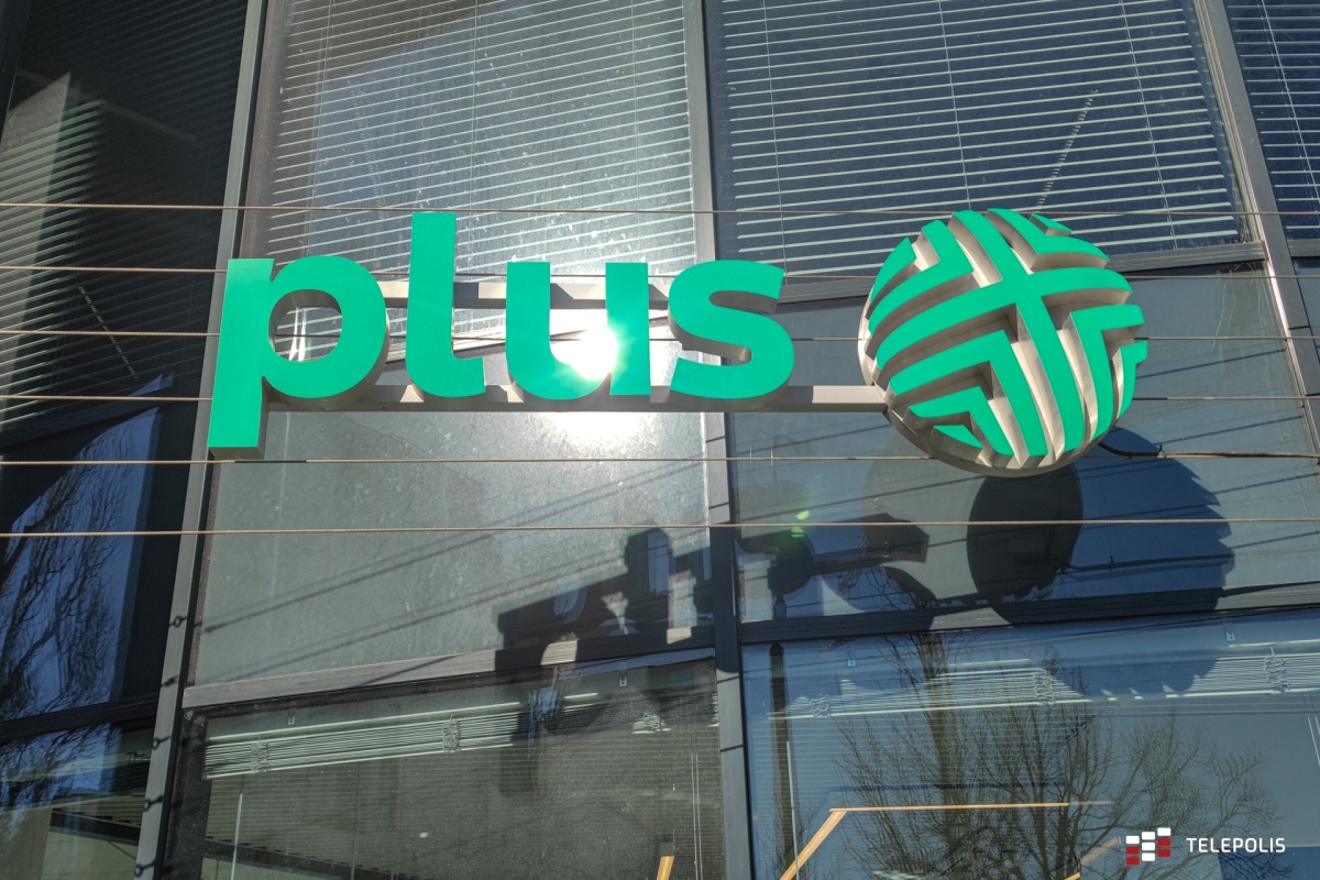Plus