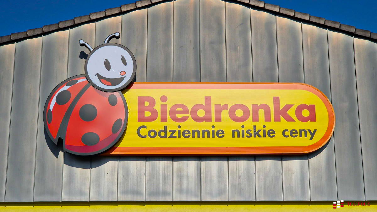 Biedronka odpala bombę. Padło na telefon, i to nietypowy