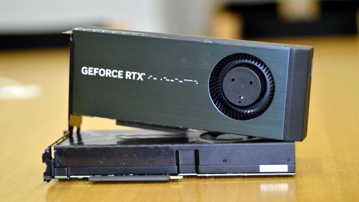 Mały, gorący i głośny. Tak prezentuje się wyjątkowy GeForce RTX 4090