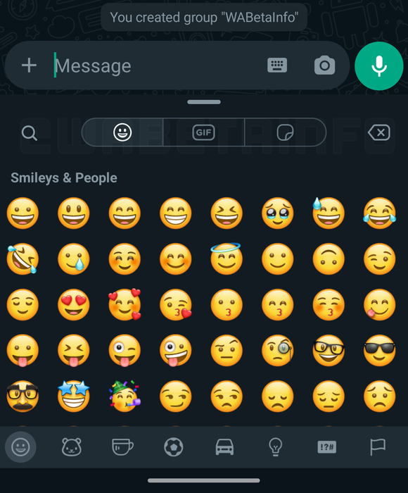 Klawiatura emoji w wersji testowej WhatsAppa