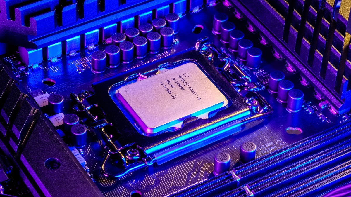 Intel Core i9-14900K przetestowany. Wyniki zaskakują