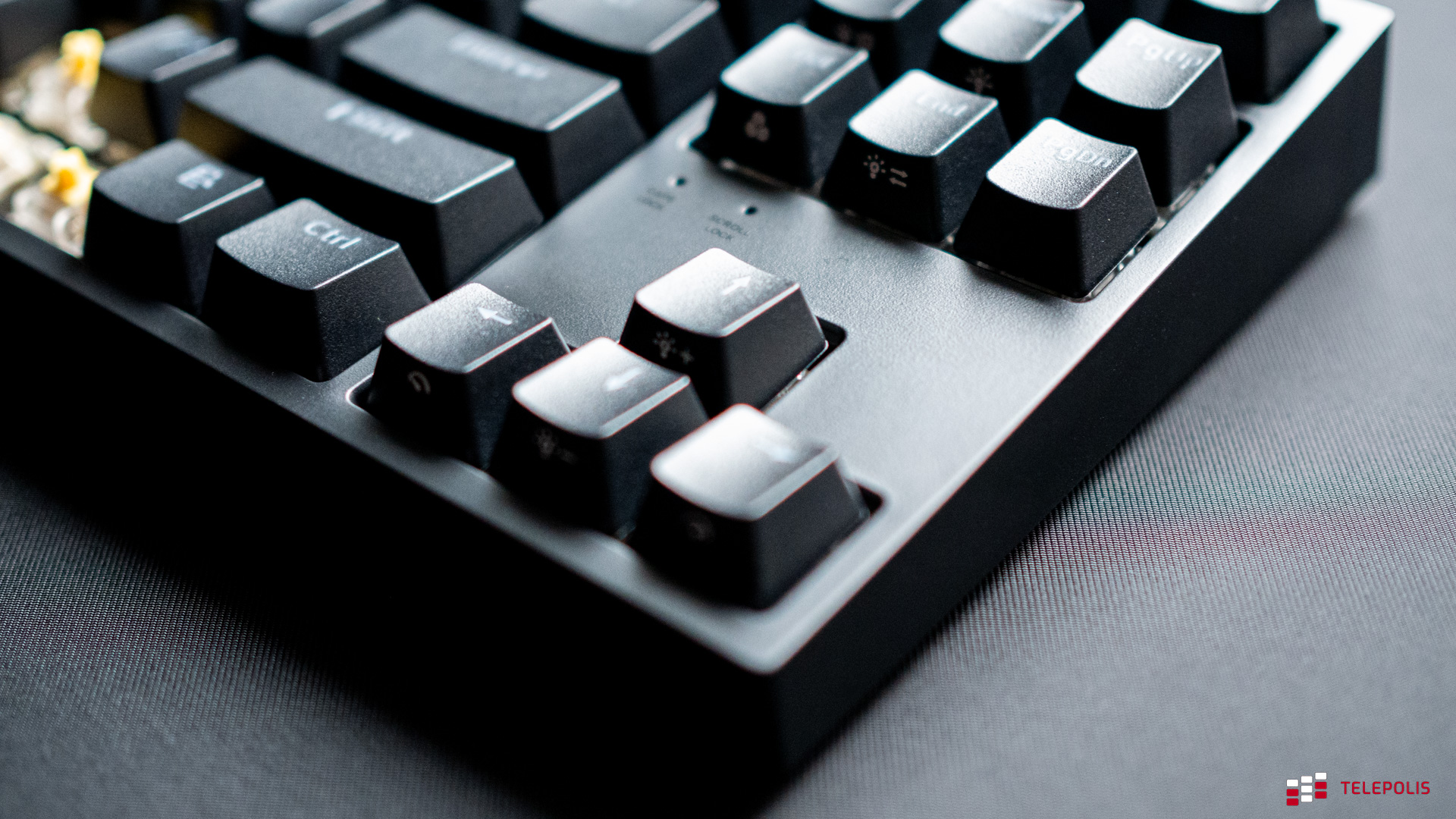 Test Genesis Thor 404 TKL