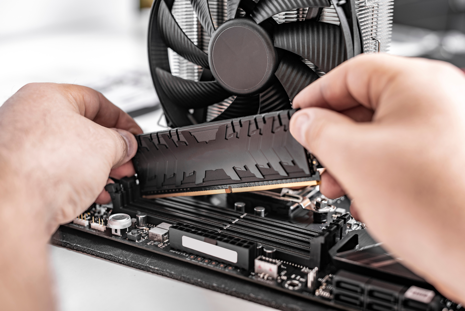 Ce computer pentru jocuri și lucru?  Colecții recomandate pentru iulie 2024
