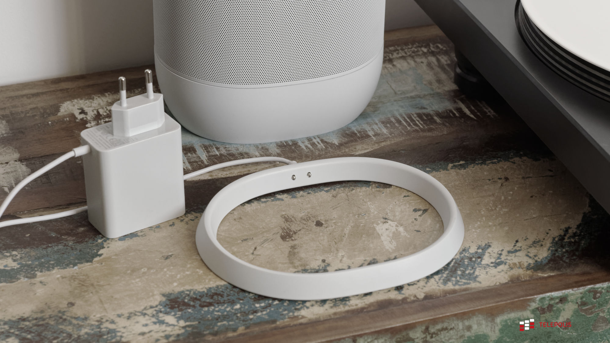 Sonos Move – ładowarka w podstawce