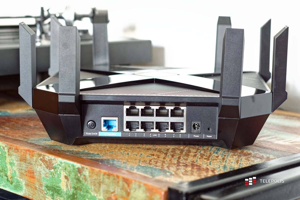 TP-Link Archer AX6000 złącza Ethernet WAN
