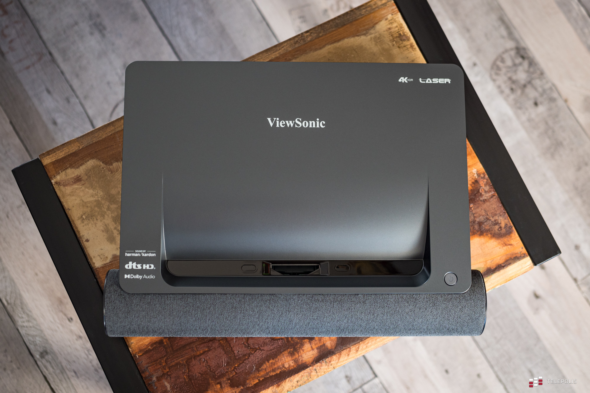 ViewSonic X2000B-4K IST pokazany z góry
