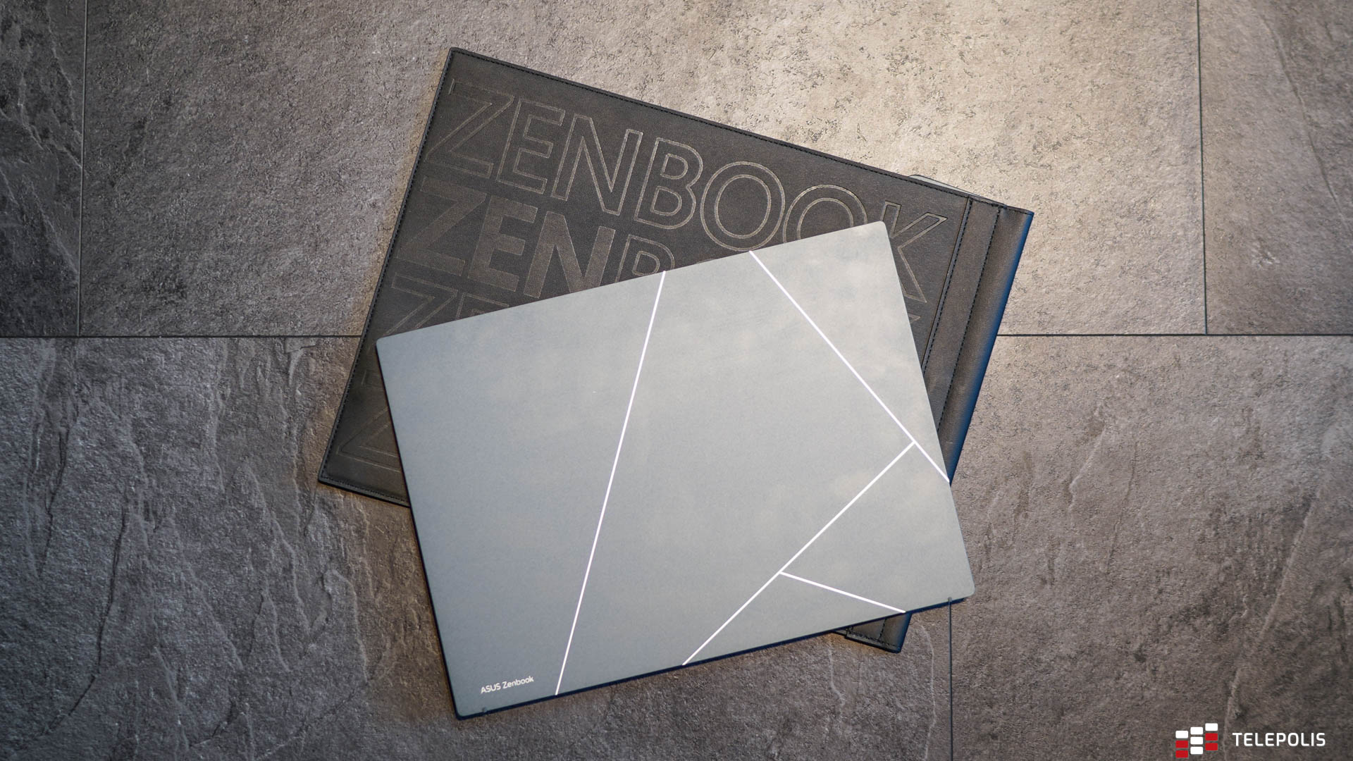 Asus Zenbook S 13 OLED pokrowiec