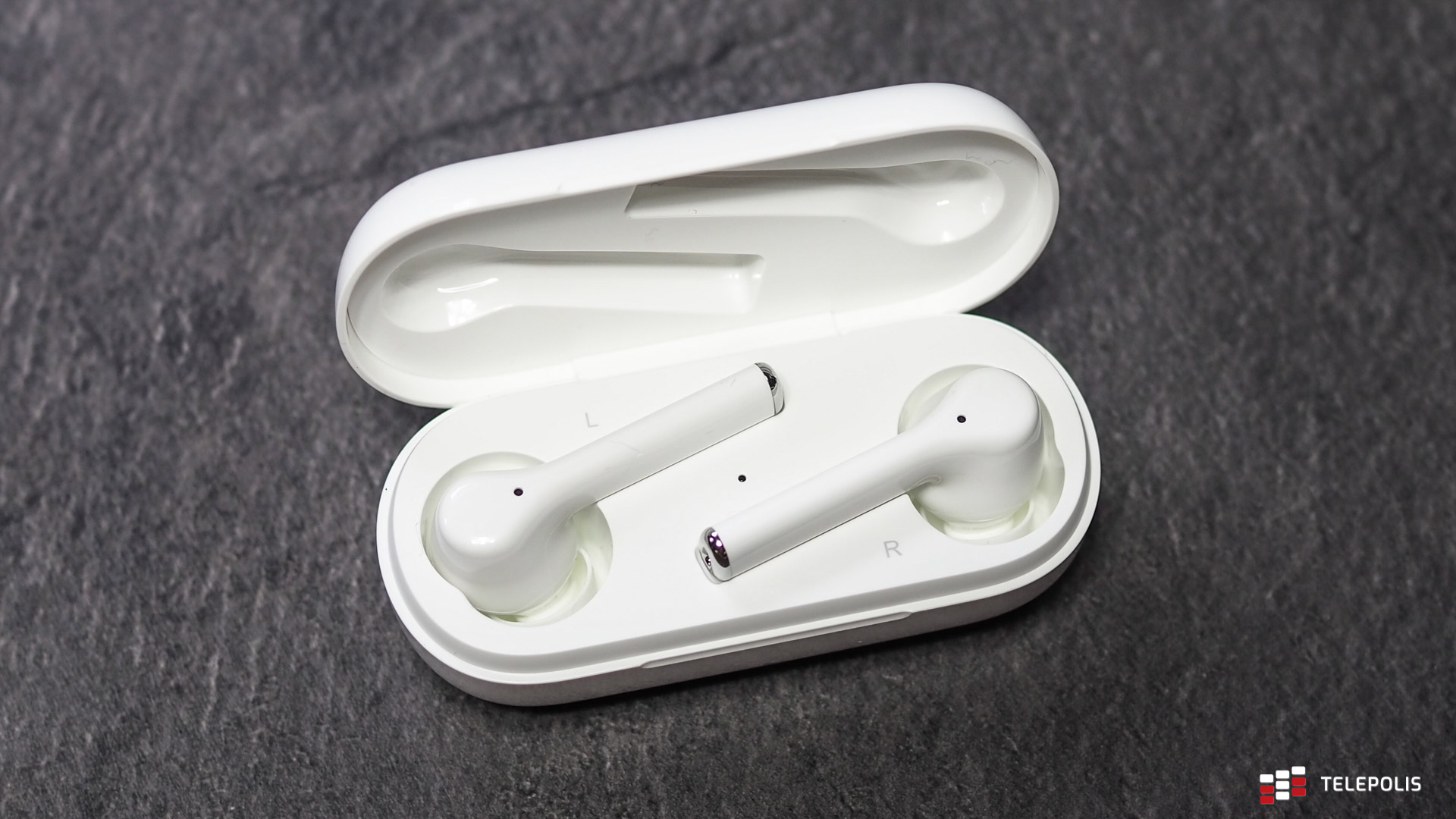 Huawei FreeBuds 3i w etui
