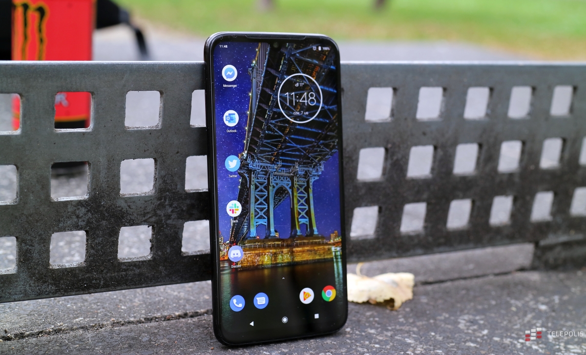 Motorola Moto G8 Plus w Plusie