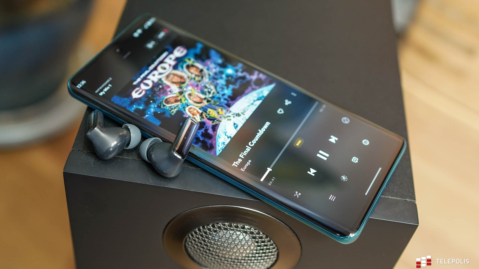 Motorola Edge 40 Neo słuchawki