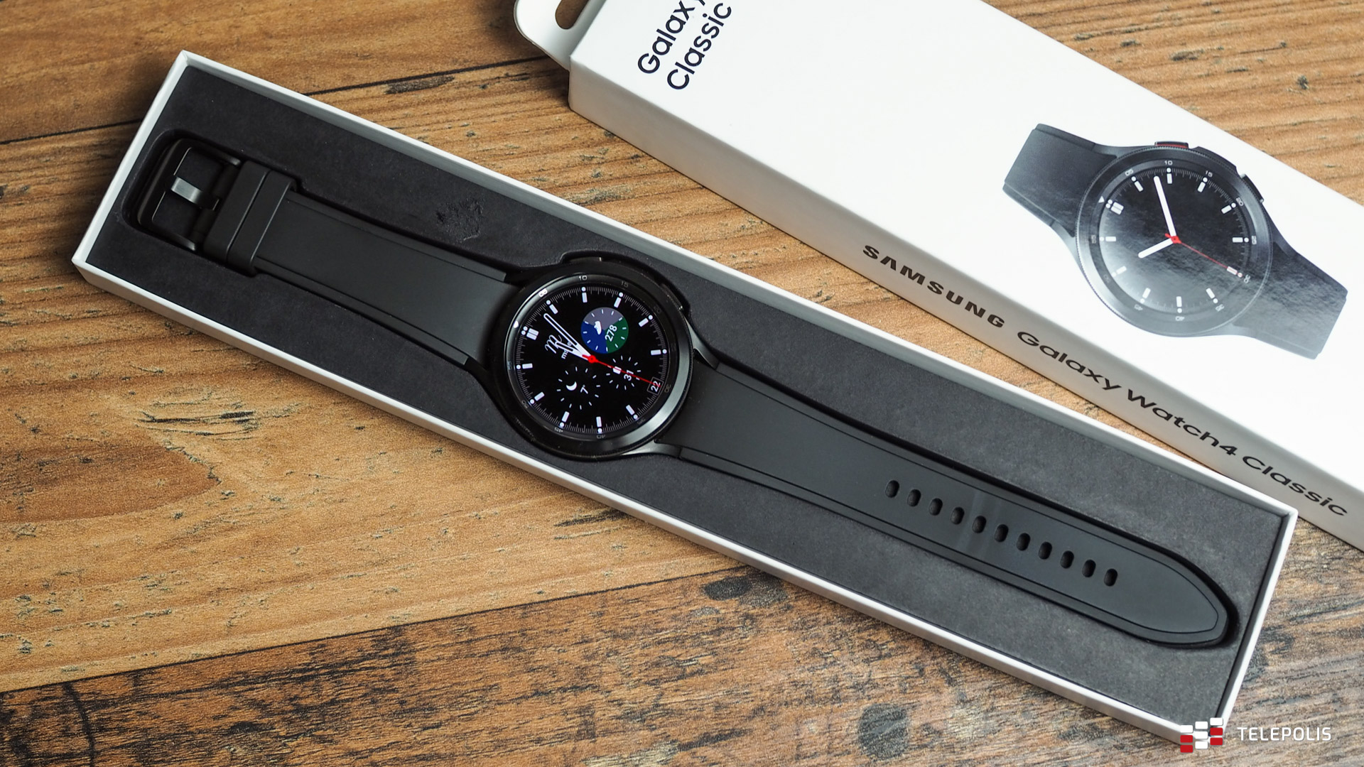 Samsung Galaxy Watch4 Classic w pudełku