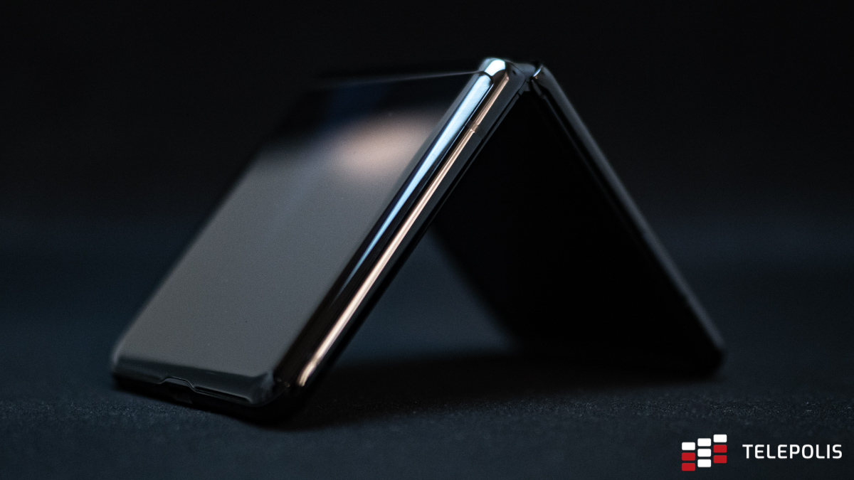 Zadziornie czarna wersja Galaxy Z Flip