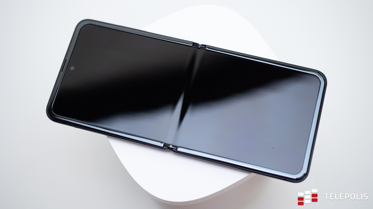 Sasmung Galaxy Z Flip - zgięcie ekranu