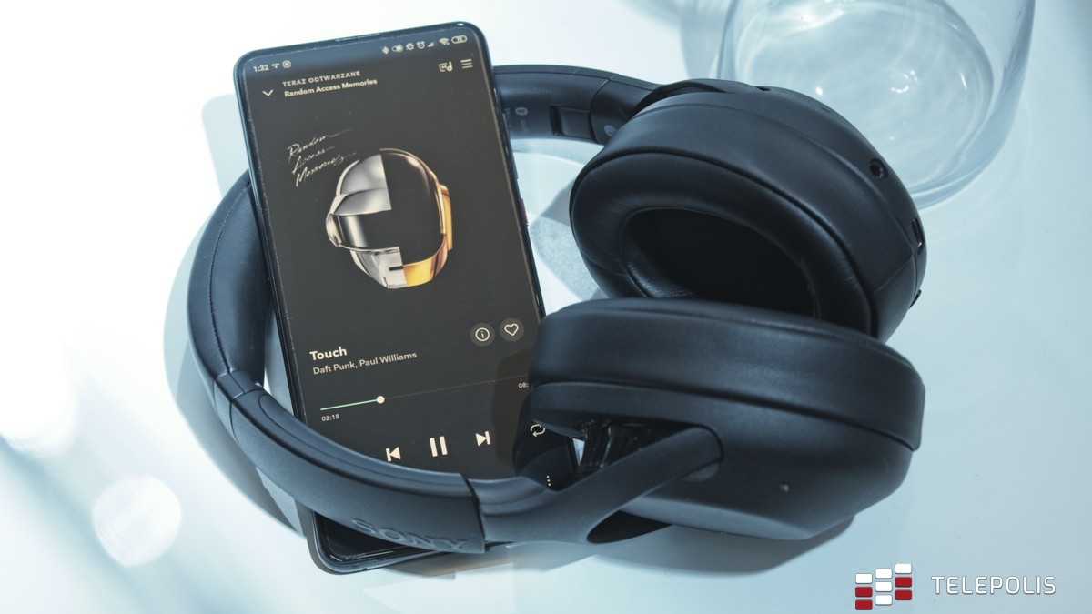 Sony WH-XB900N
