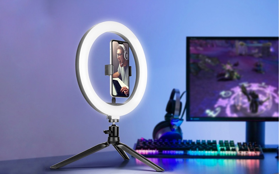 Lampa pierścieniowa Tracer – dla streamera, YouTuberki i fotografa