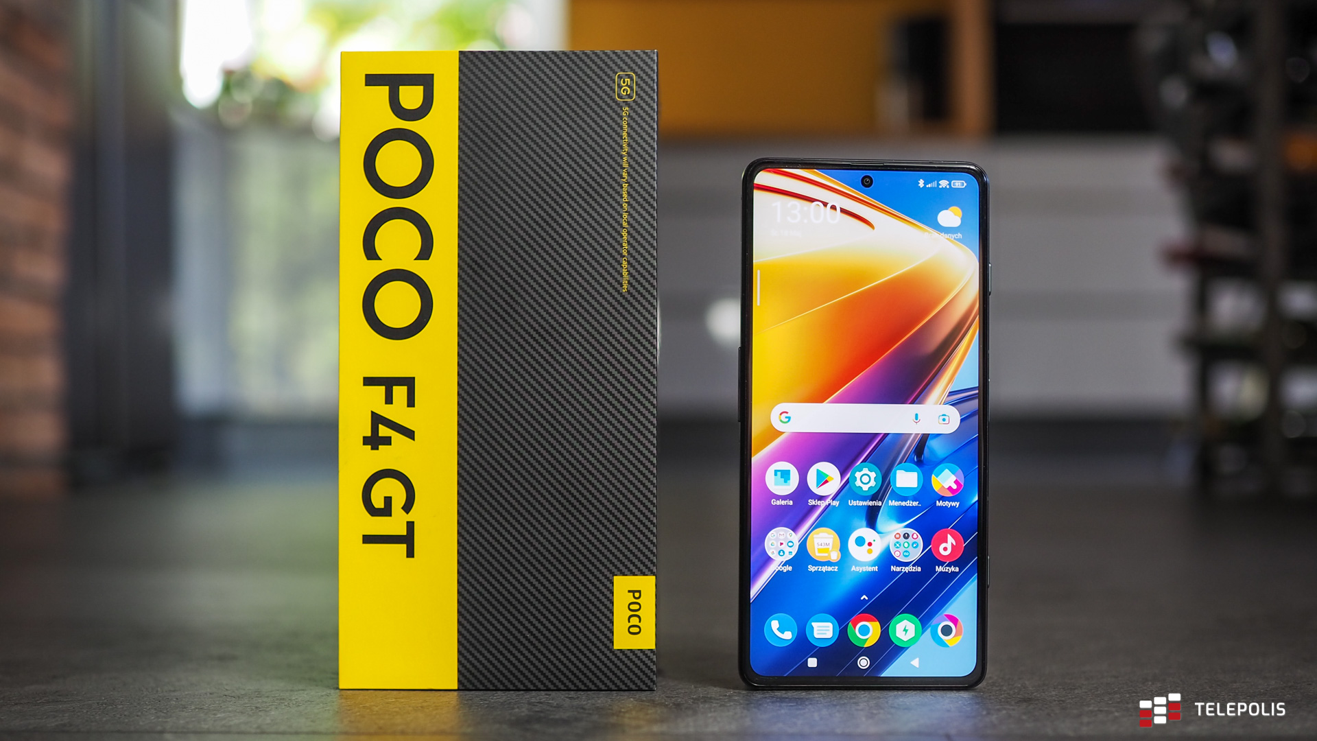 Xiaomi Poco F4 GT z pudełkiem