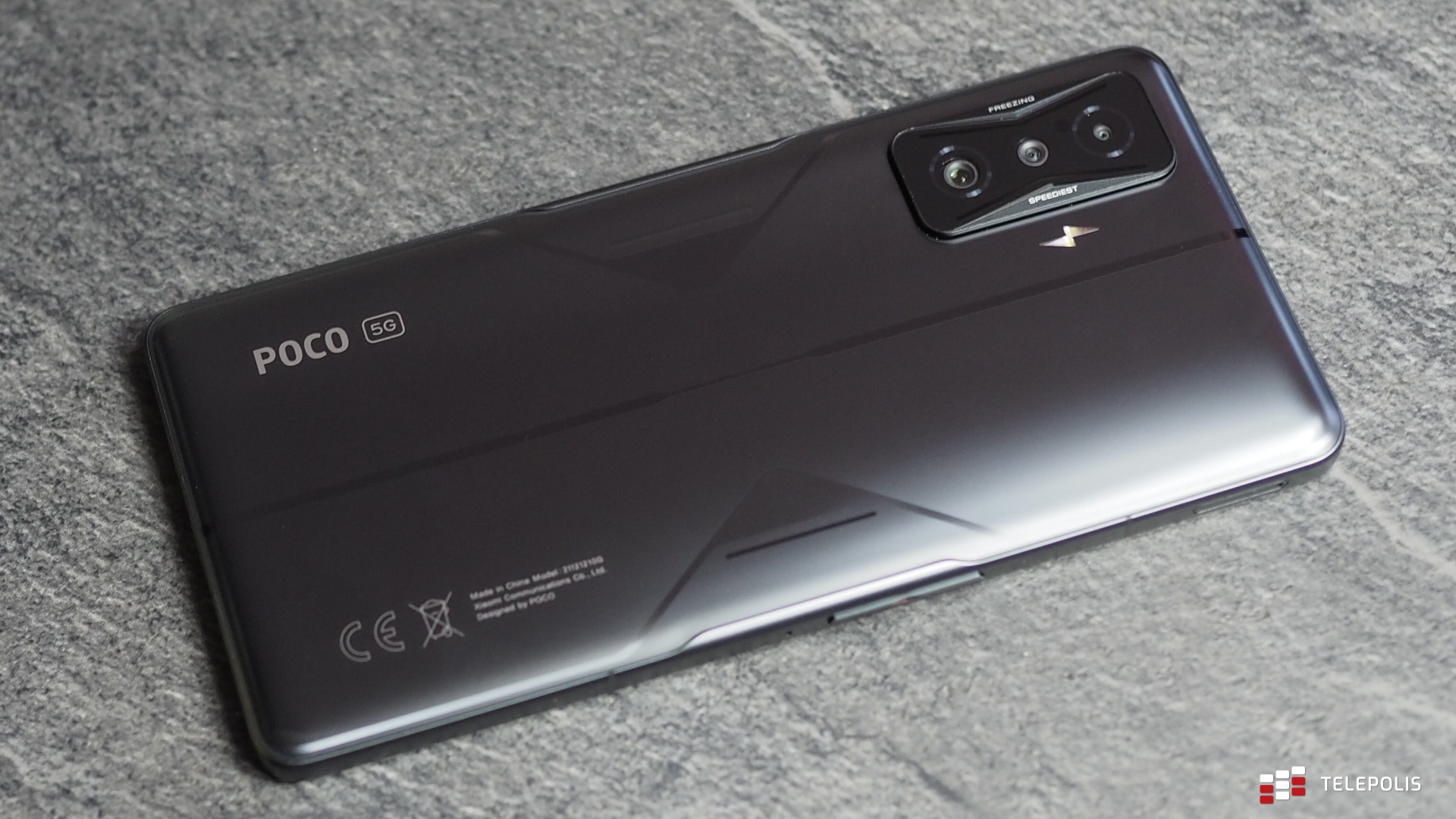Xiaomi Poco F4 GT tył